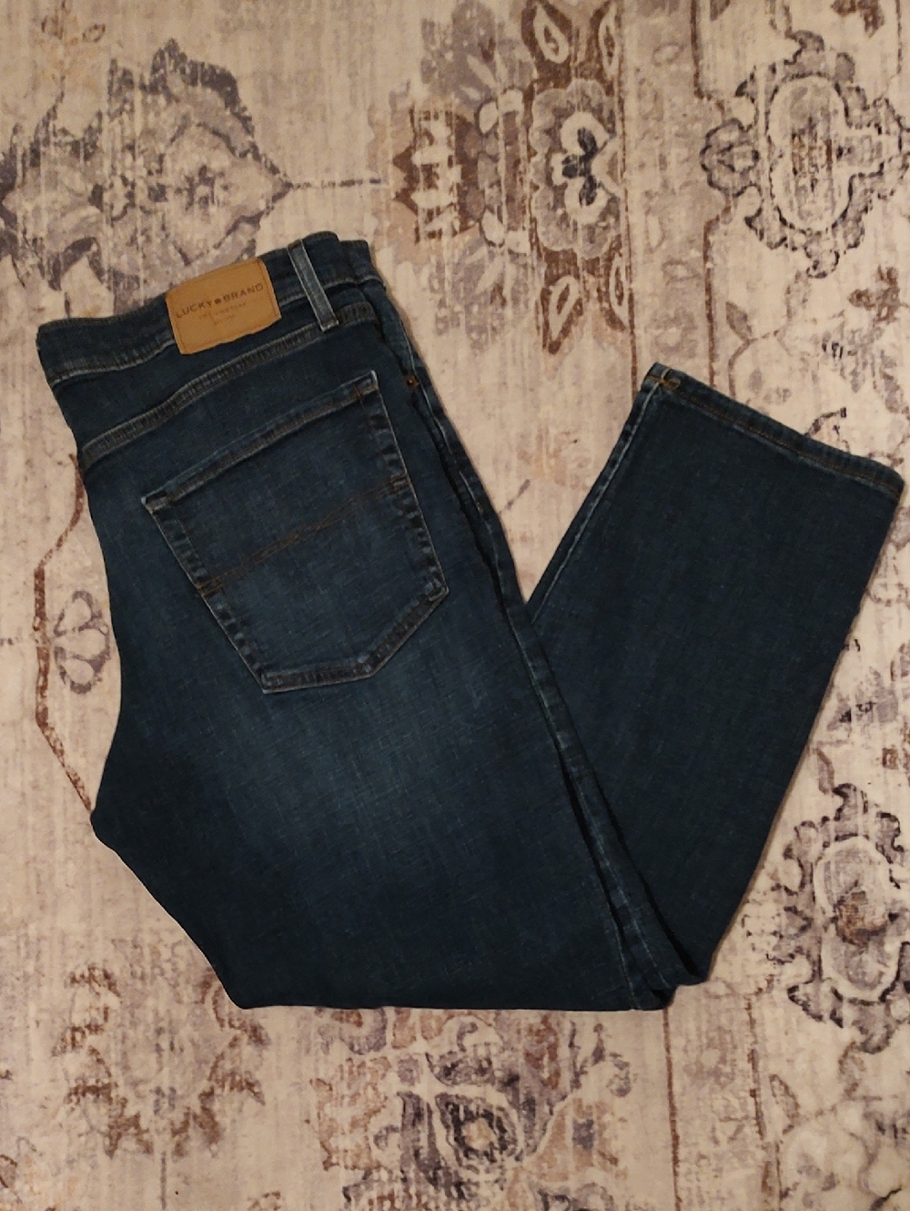 Lucky Brand 36/30 Men's Dark Indigo Straight Jeans